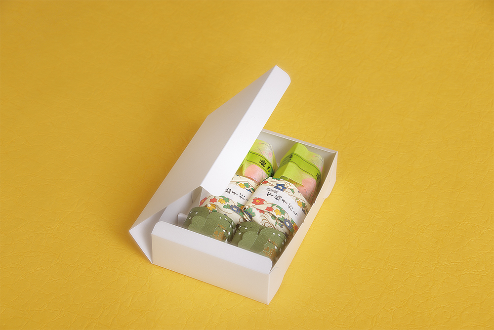 和菓子サービス箱B（折組式）白 | 菓子パッケージ（菓子箱、菓子袋、掛紙）の販売なら玉谷共栄堂